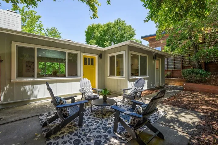 2338 Amherst Street, Palo Alto, California 94306