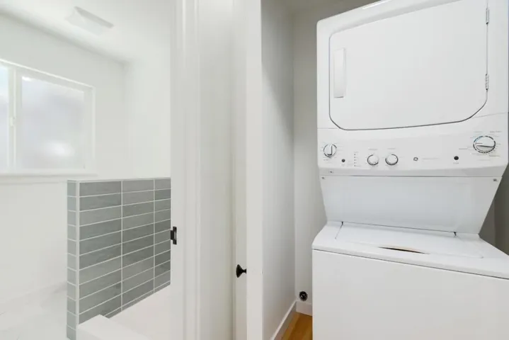 2338 Amherst Street, Palo Alto, California 94306