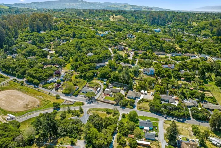 7509 Langley Canyon Road, Salinas, California 93907