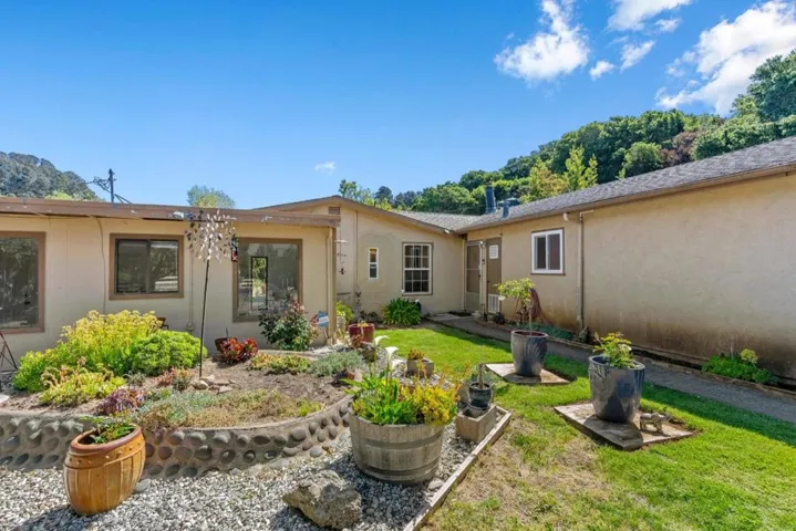7509 Langley Canyon Road, Salinas, California 93907