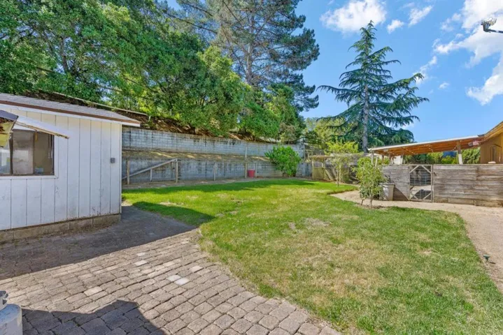 7509 Langley Canyon Road, Salinas, California 93907