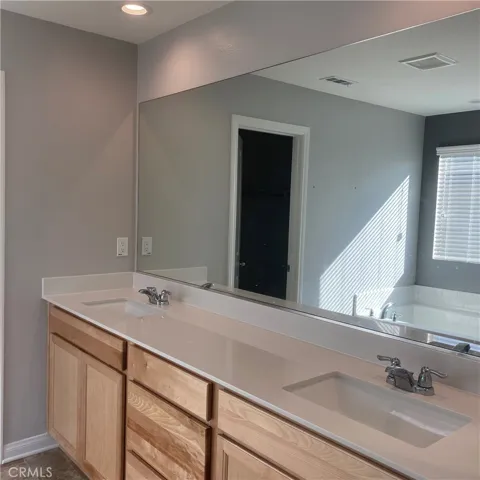 29847 Canary Wood Ct, Menifee, California 92584