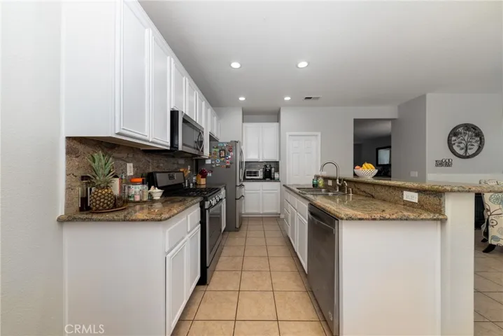 29248 Sandpiper Drive, Lake Elsinore, California 92530