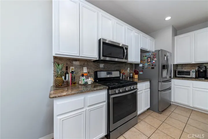 29248 Sandpiper Drive, Lake Elsinore, California 92530