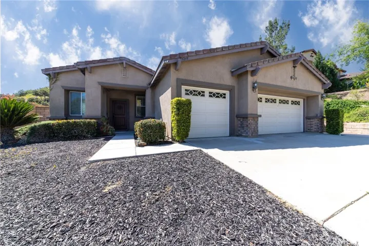 29248 Sandpiper Drive, Lake Elsinore, California 92530