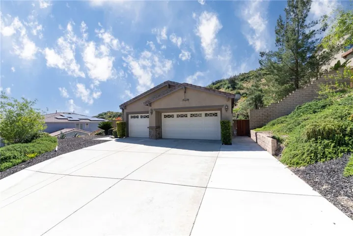 29248 Sandpiper Drive, Lake Elsinore, California 92530