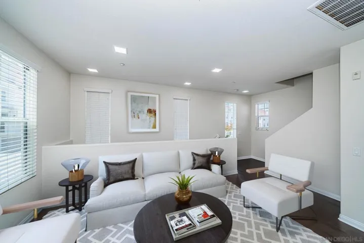 830 Harbor Cliff Way 284, Oceanside, California 92054