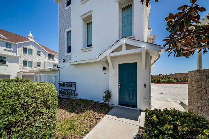 830 Harbor Cliff Way 284, Oceanside, California 92054