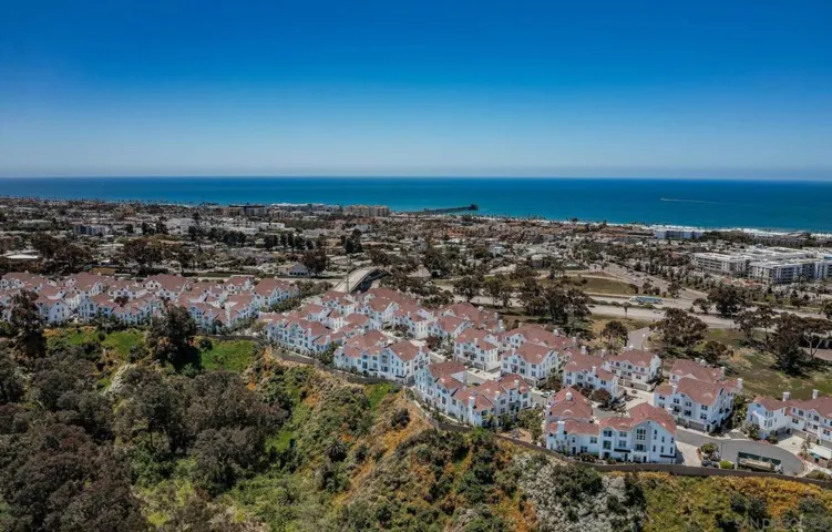 830 Harbor Cliff Way 284, Oceanside, California 92054