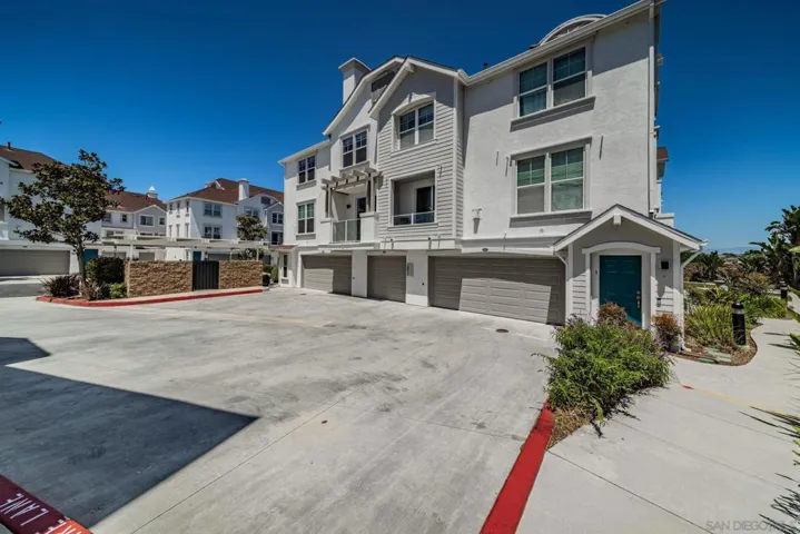 830 Harbor Cliff Way 284, Oceanside, California 92054