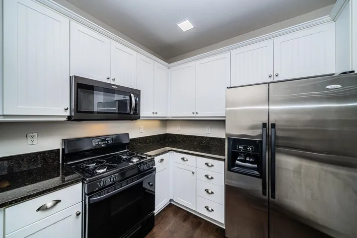 830 Harbor Cliff Way 284, Oceanside, California 92054
