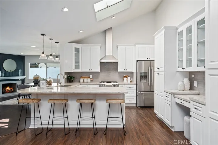 5962 Walnut Creek Road, Yorba Linda, California 92886