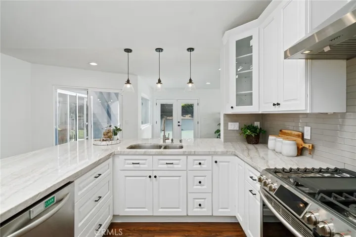 5962 Walnut Creek Road, Yorba Linda, California 92886