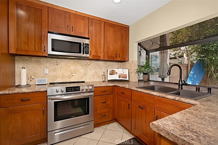 5 Briar Creek Lane 37, Laguna Hills, California 92653