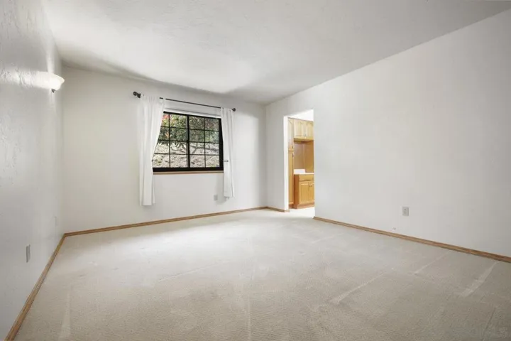28116 Mountain Meadow Rd, Escondido, California 92026