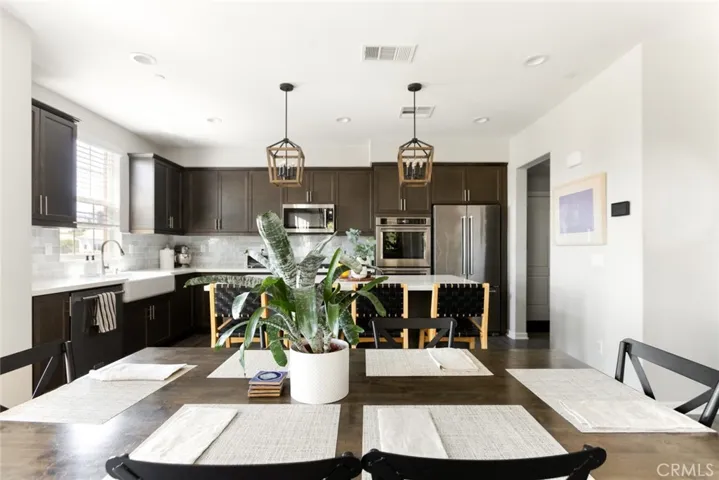 12 Jaripol Circle, Rancho Mission Viejo, California 92694
