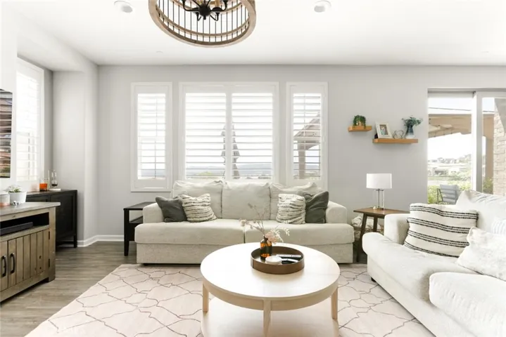 12 Jaripol Circle, Rancho Mission Viejo, California 92694