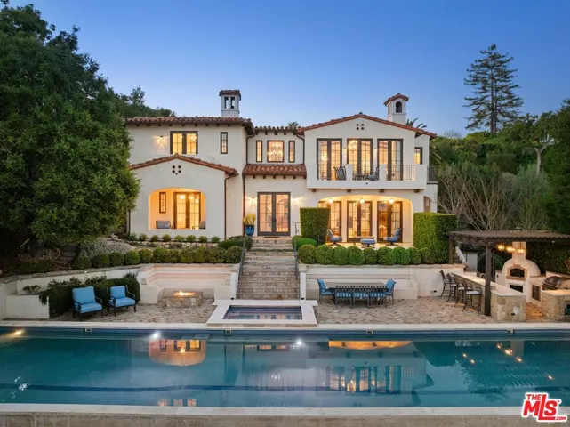 1117 Las Alturas Road, Santa Barbara, California 93103