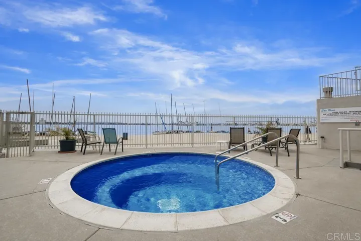 1251 Parker Place 2a, San Diego, California 92109