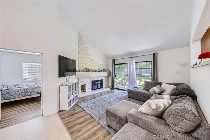 20065 Waterford Lane, Huntington Beach, California 92646