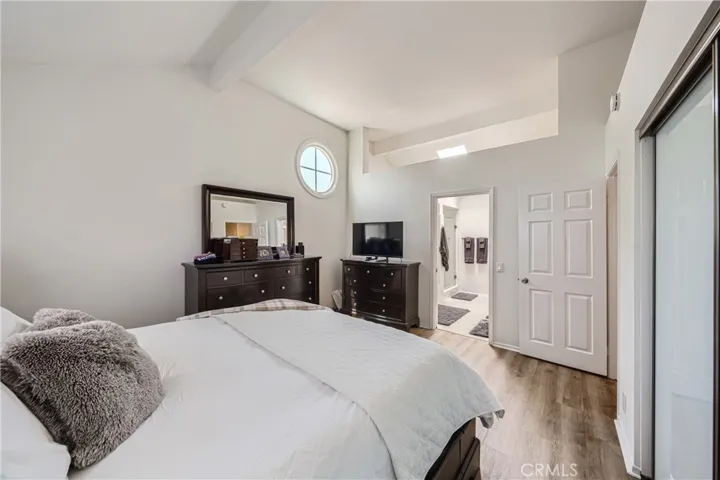 20065 Waterford Lane, Huntington Beach, California 92646
