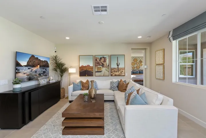010_Living Room