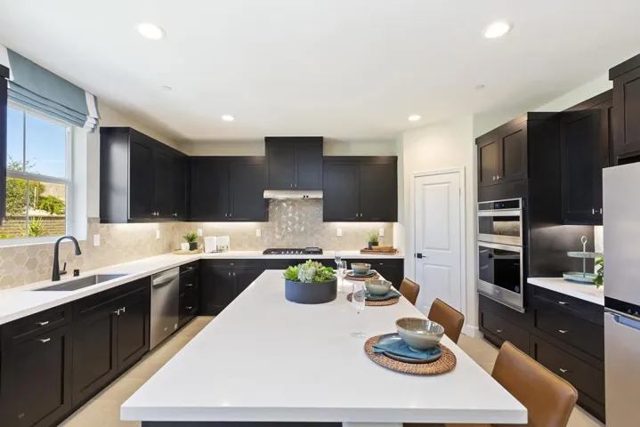 015_Kitchen