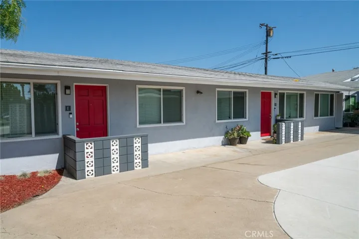 1762 Kenwood Place, Costa Mesa, California 92627