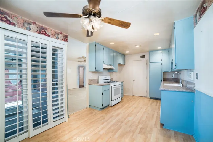 1220 E Bell Avenue 43a, Anaheim, California 92805