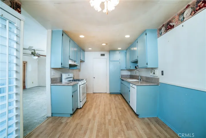 1220 E Bell Avenue 43a, Anaheim, California 92805