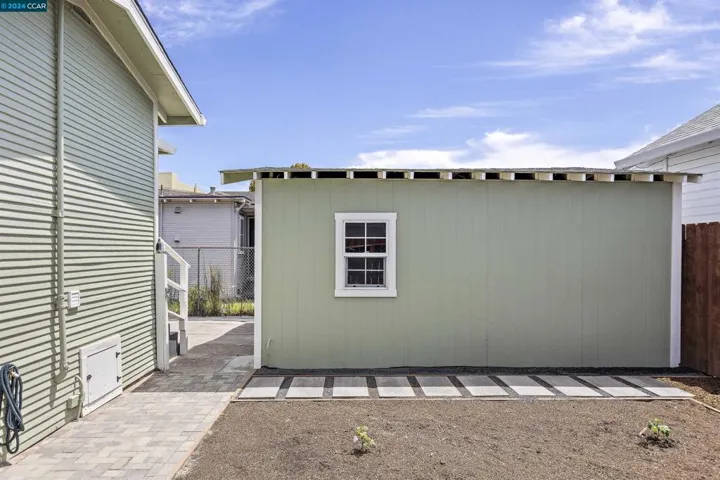 7207 Orral St, Oakland, California 94621