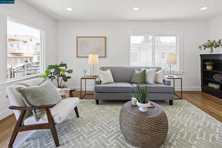 7207 Orral St, Oakland, California 94621