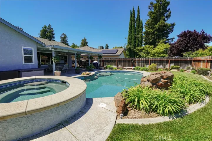 875 Vanderbilt Court, Merced, California 95348
