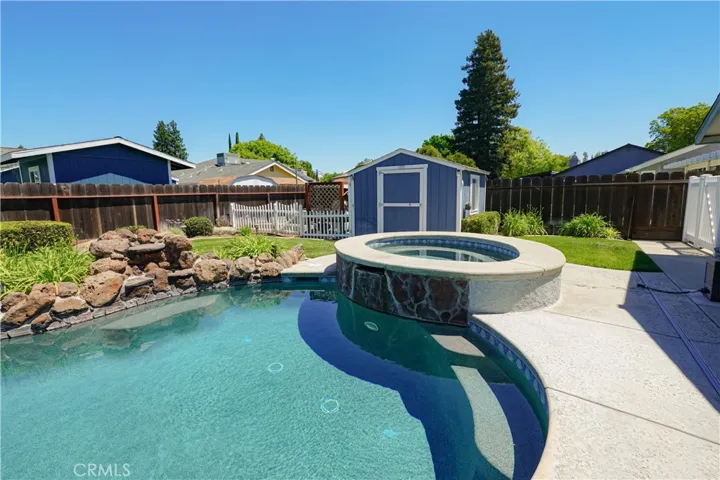 875 Vanderbilt Court, Merced, California 95348