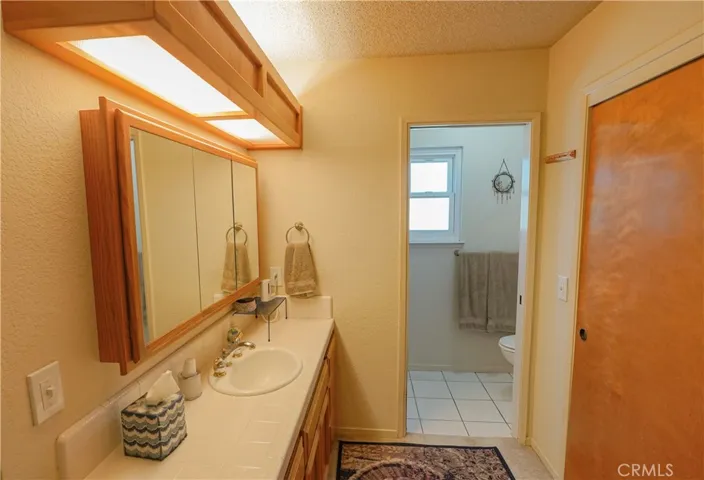 875 Vanderbilt Court, Merced, California 95348