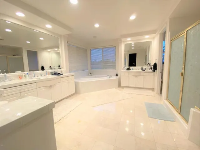 Bathroom (1)