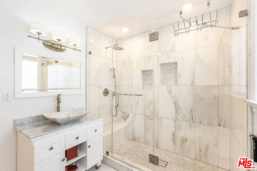 1957 Linda Flora Drive, Los Angeles, California 90077 home-pic-34