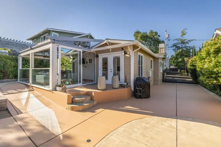 33 Ashler Avenue, Los Gatos, California 95030