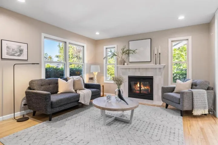 33 Ashler Avenue, Los Gatos, California 95030