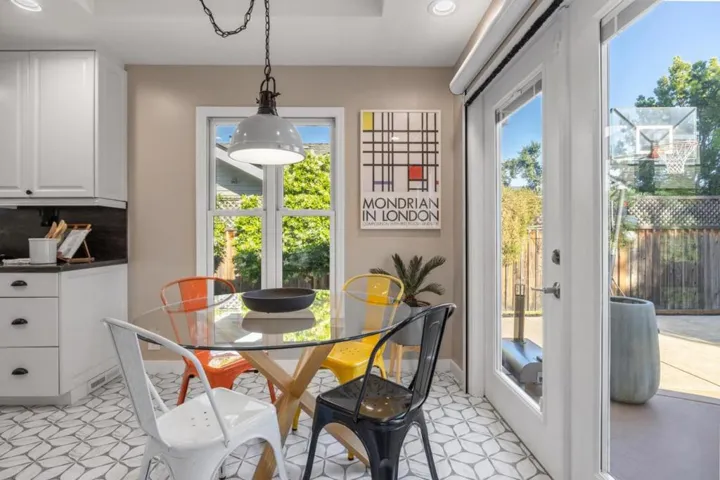33 Ashler Avenue, Los Gatos, California 95030