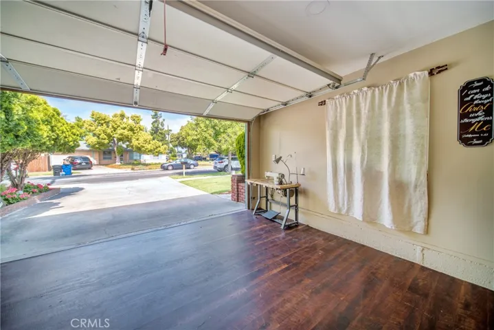GARAGE TO DRIVEWAY