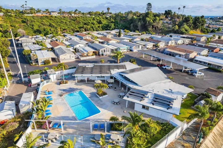112 Greenwood Lane, Oceanside, California 92054