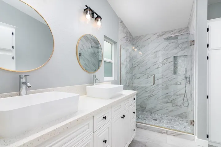 112 Greenwood Lane, Oceanside, California 92054