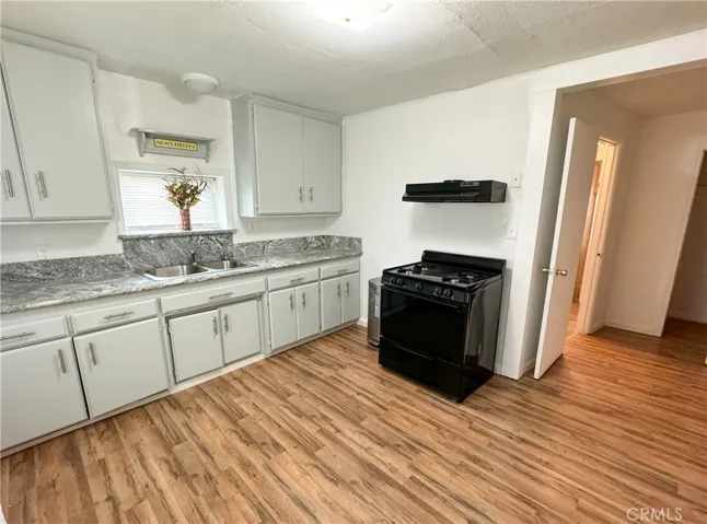 2059 Shasta Street, Mojave, California 93501