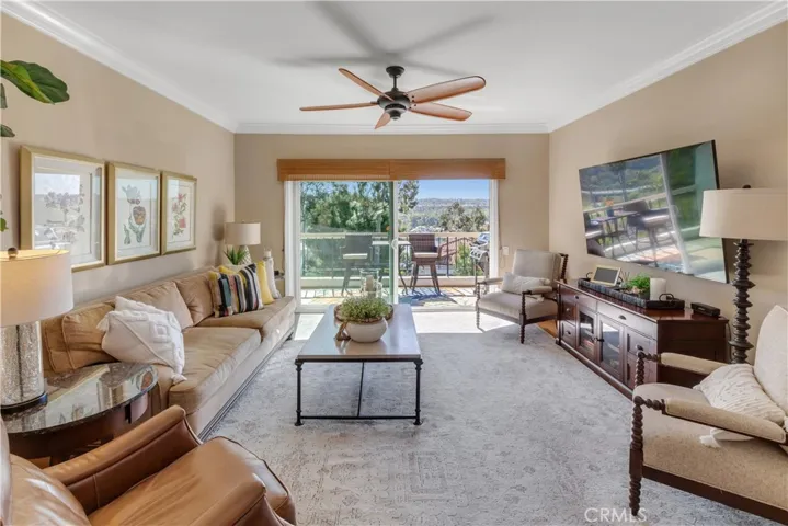 22402 Valdemosa 19, Mission Viejo, California 92692