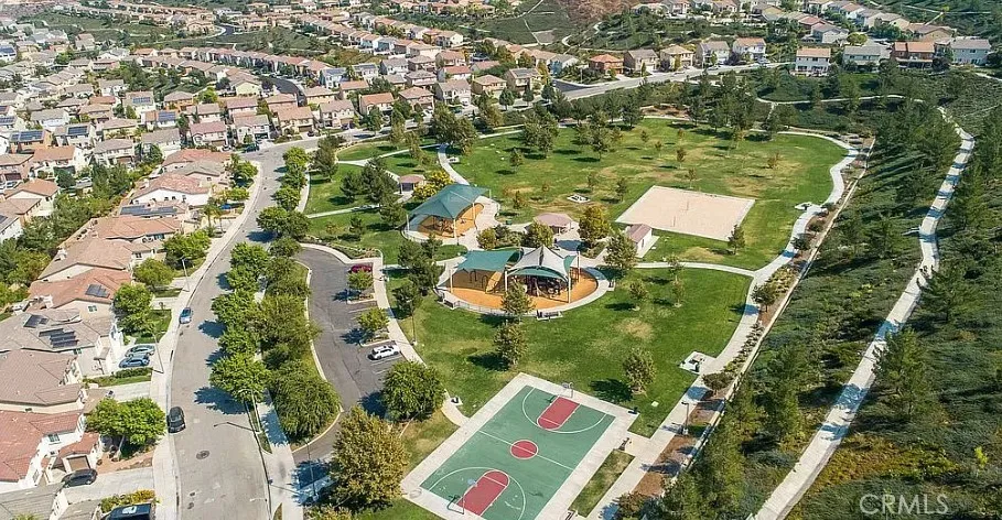 27345 English Ivy Lane, Canyon Country, California 91387
