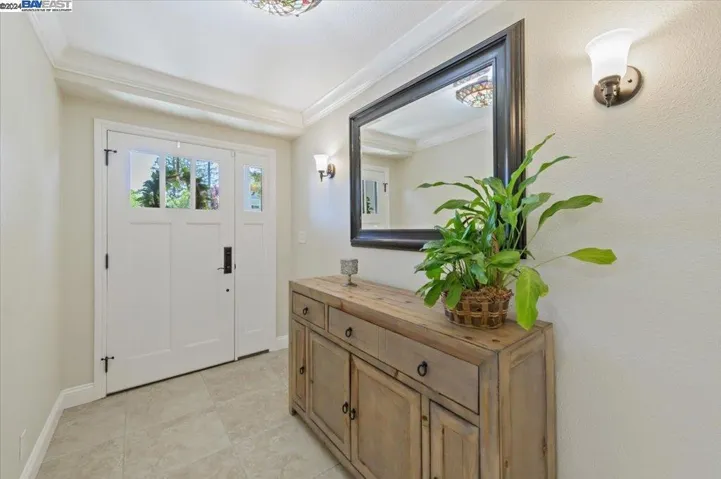 5725 San Carlos Way, Pleasanton, California 94566