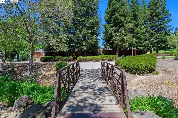 5725 San Carlos Way, Pleasanton, California 94566
