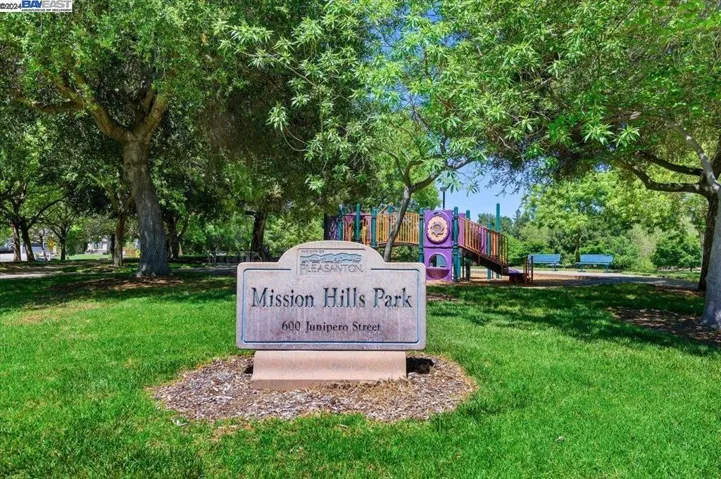 5725 San Carlos Way, Pleasanton, California 94566