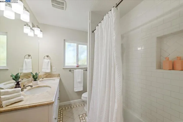 5725 San Carlos Way, Pleasanton, California 94566